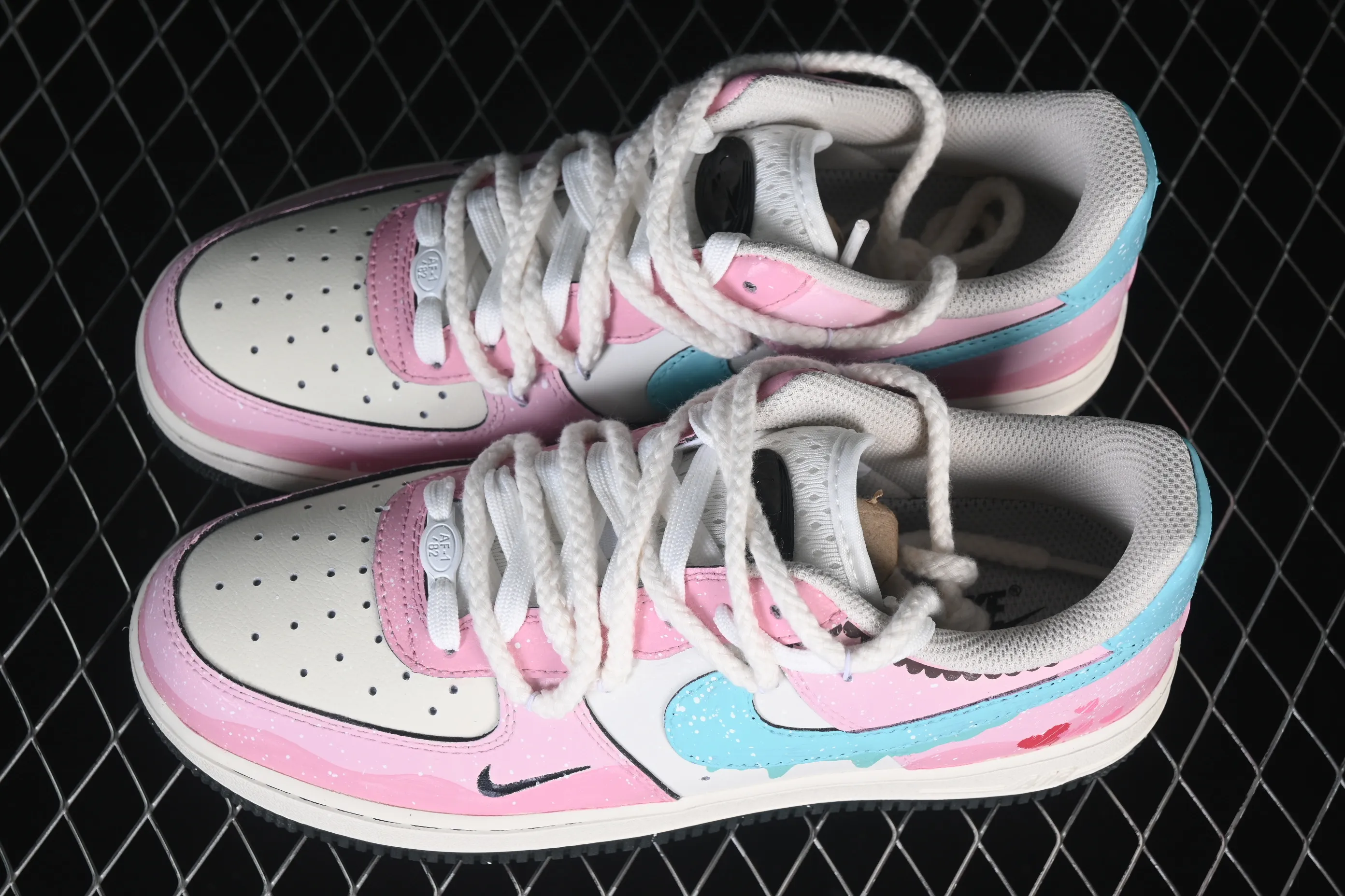 All categories Nk Air Force 1 Air Force series Nk Air Force 1 Low Air Force low-top Nike Air Force 1'07 Low "Sweetheart Cream" Hand-painted graffiti Sweetheart Cream Air Force 1 low-top casual sneakers FB1839-919